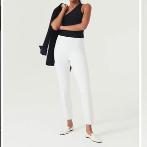 On-the-Go Ankle Slim Straight Pant with Ultimate Opacity Technology